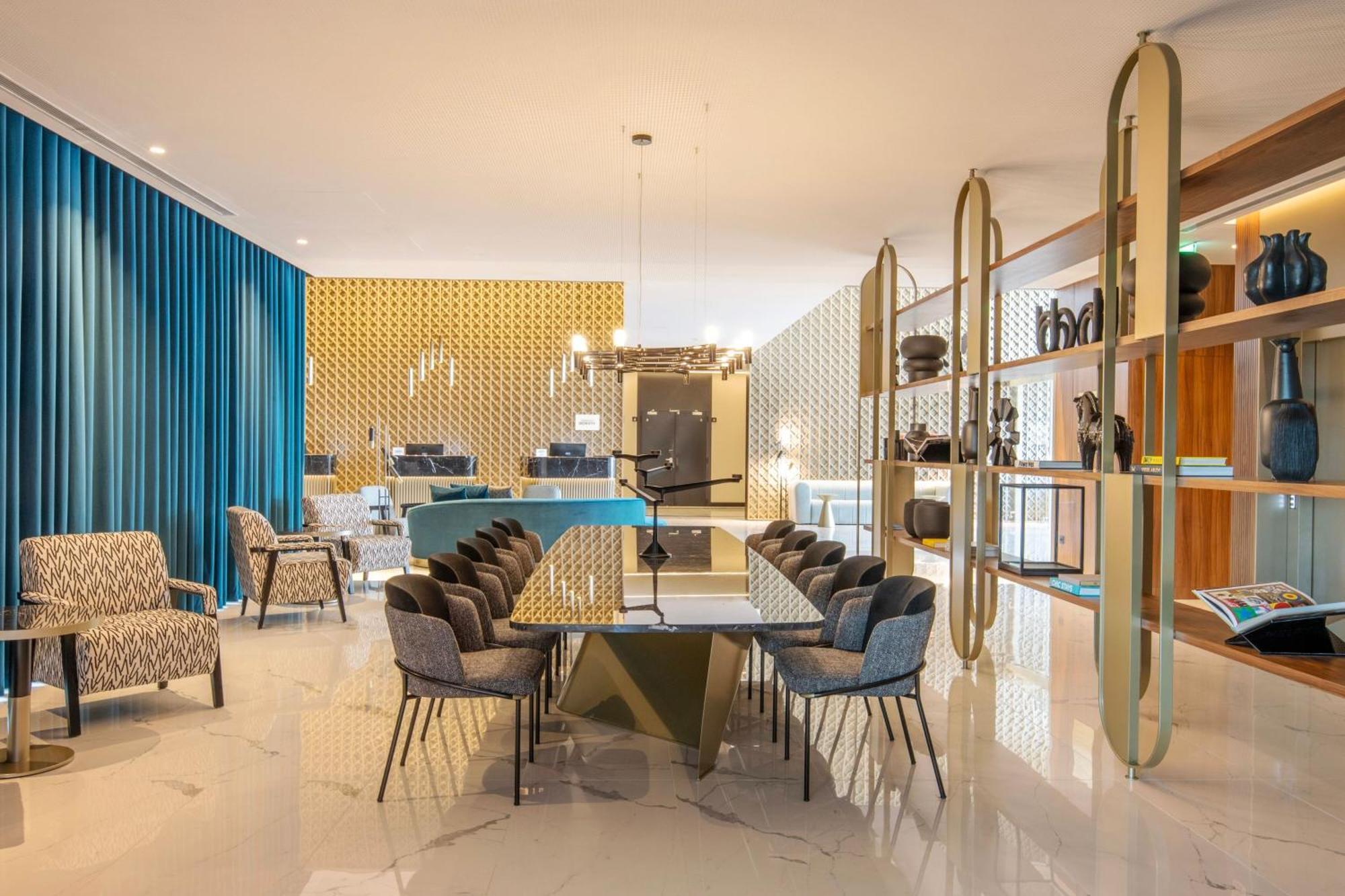 Renaissance Lapa 5* Oporto